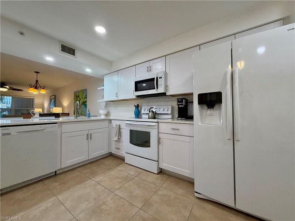 28940 Bermuda Pointe CIR, Unit 102, BONITA SPRINGS, FL 34134