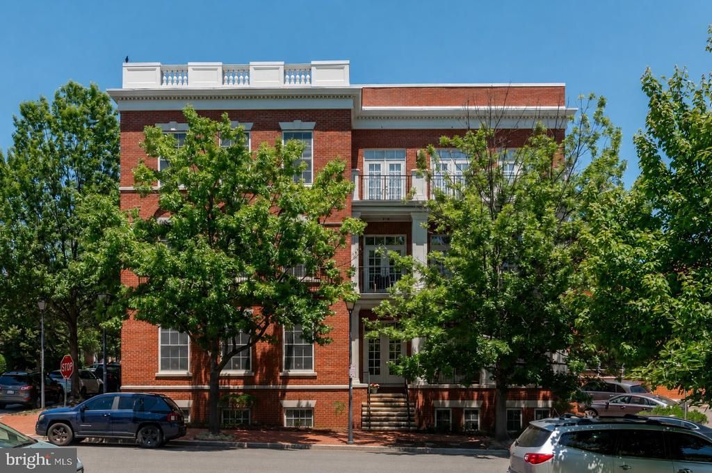 1023 N Royal Street, Unit 316, Alexandria, VA 22314 Main Photo