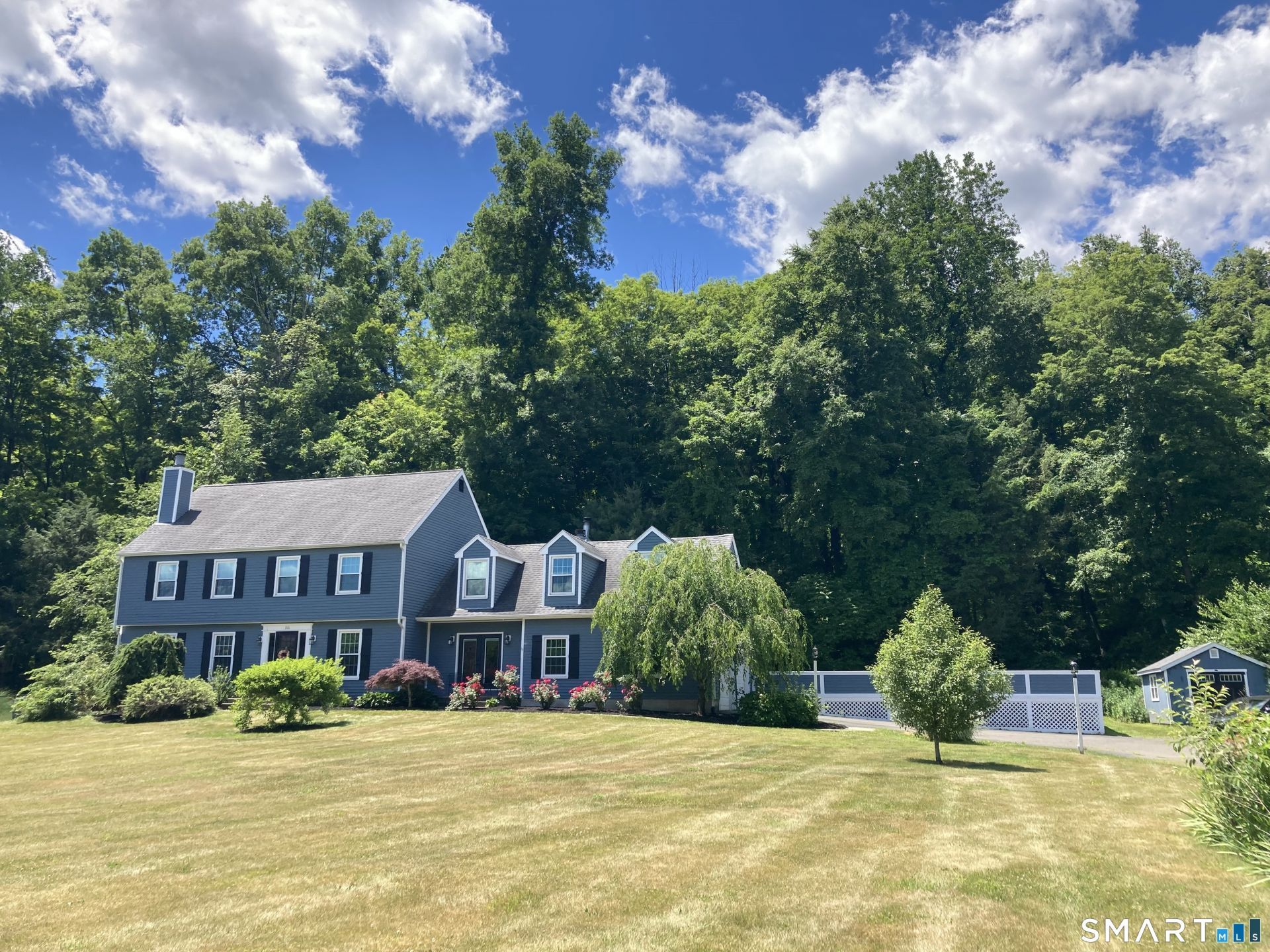 216 Bluff View, Guilford, CT 06437 Main Photo