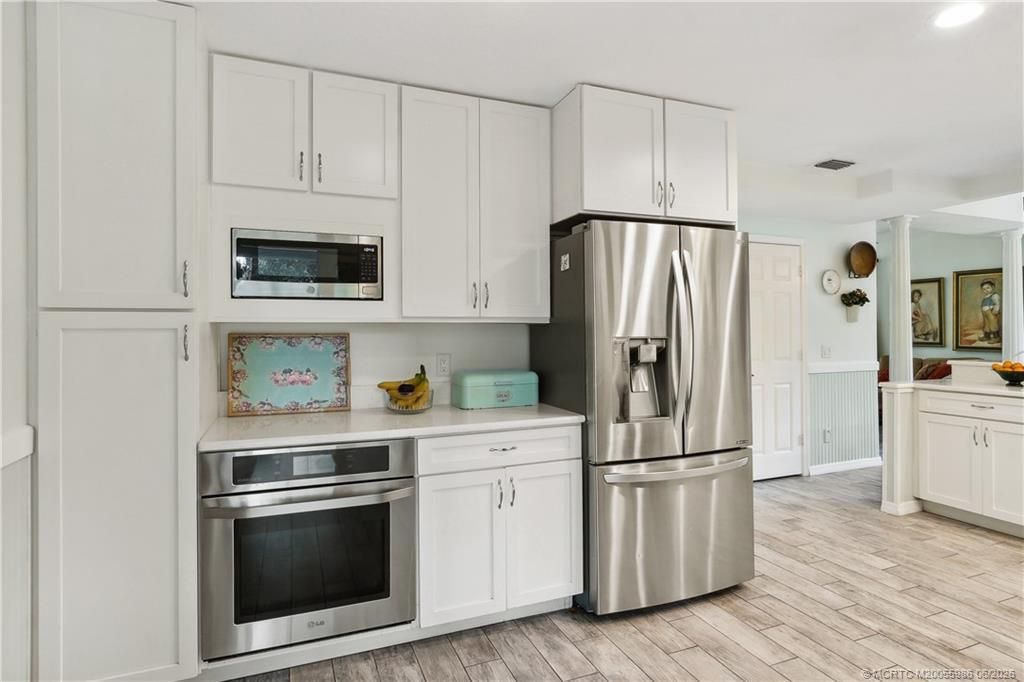 330 SE Southwood Trail, Stuart, FL 34997 Photo