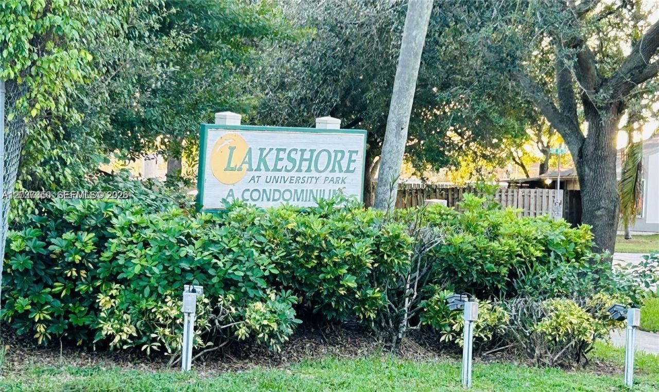 8600 N Sherman Cir , Unit 504, Miramar, FL 33025 Photo
