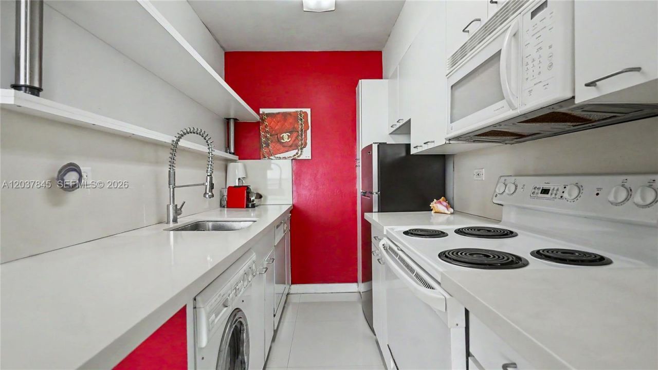 1500 Bay Rd , Unit 1210S, Miami Beach, FL 33139 Photo
