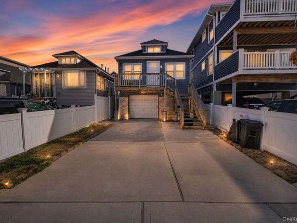 84 E Pine Street , Long Beach, NY 11561