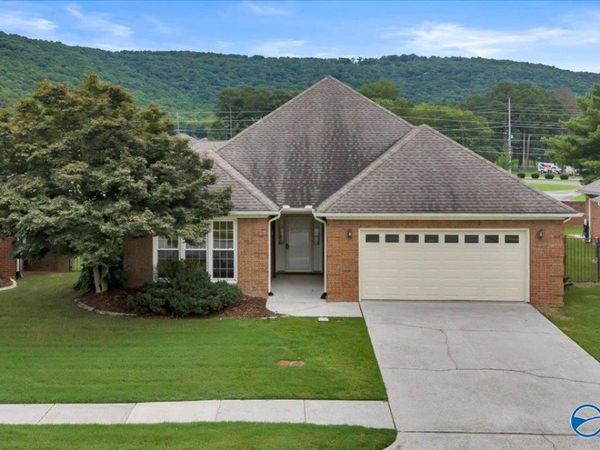 15057 Ashmont Blvd SE, Huntsville, AL 35803