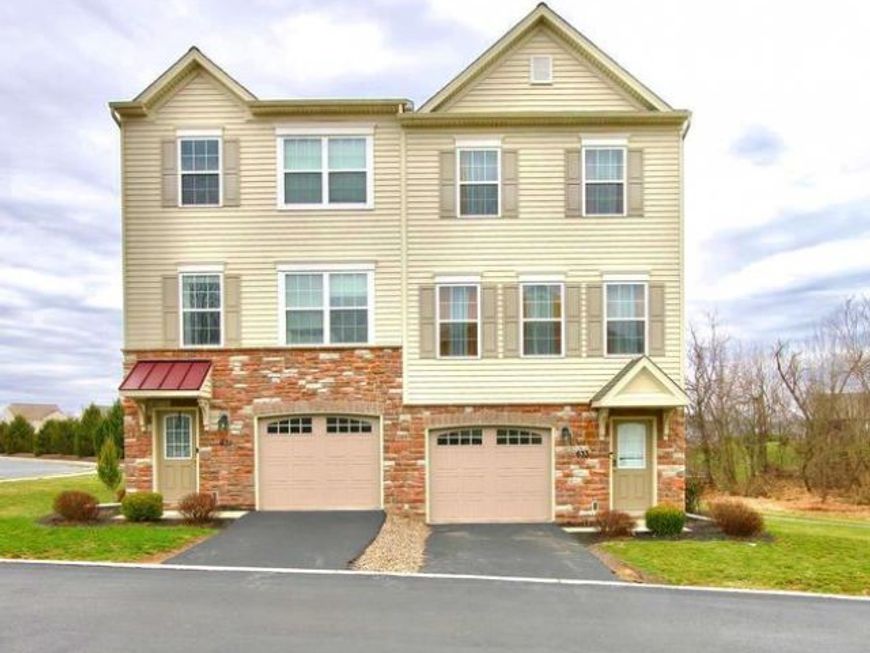 633 Keswick Court Court, Mechanicsburg, PA 17055 Main Photo