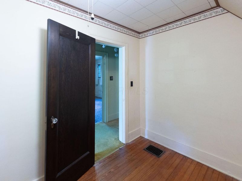 431 W College Street, Granville, OH 43023 Photo 18