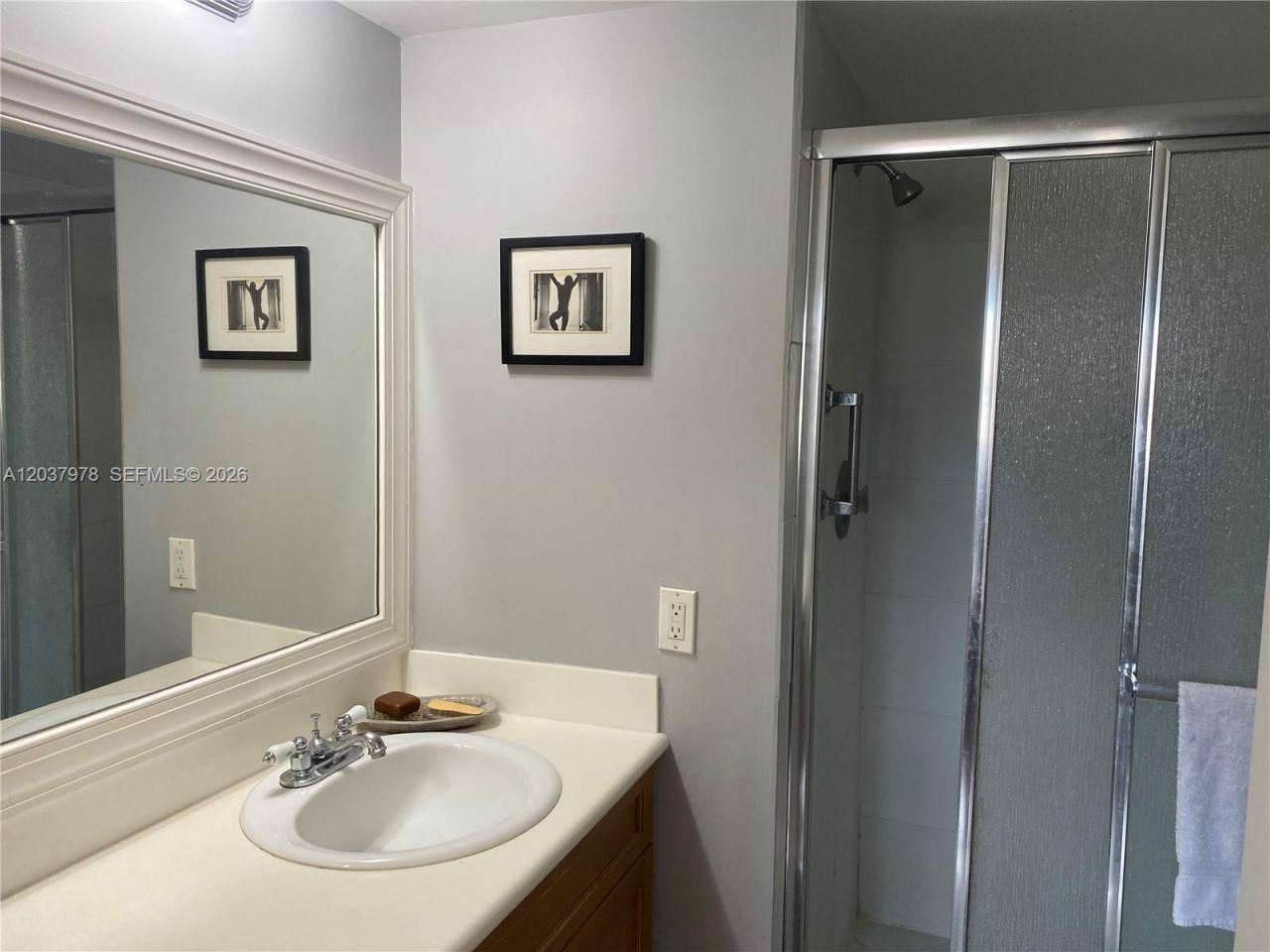 8861 Sunrise Lakes Blvd, Unit 311, Sunrise, FL 33322 Photo