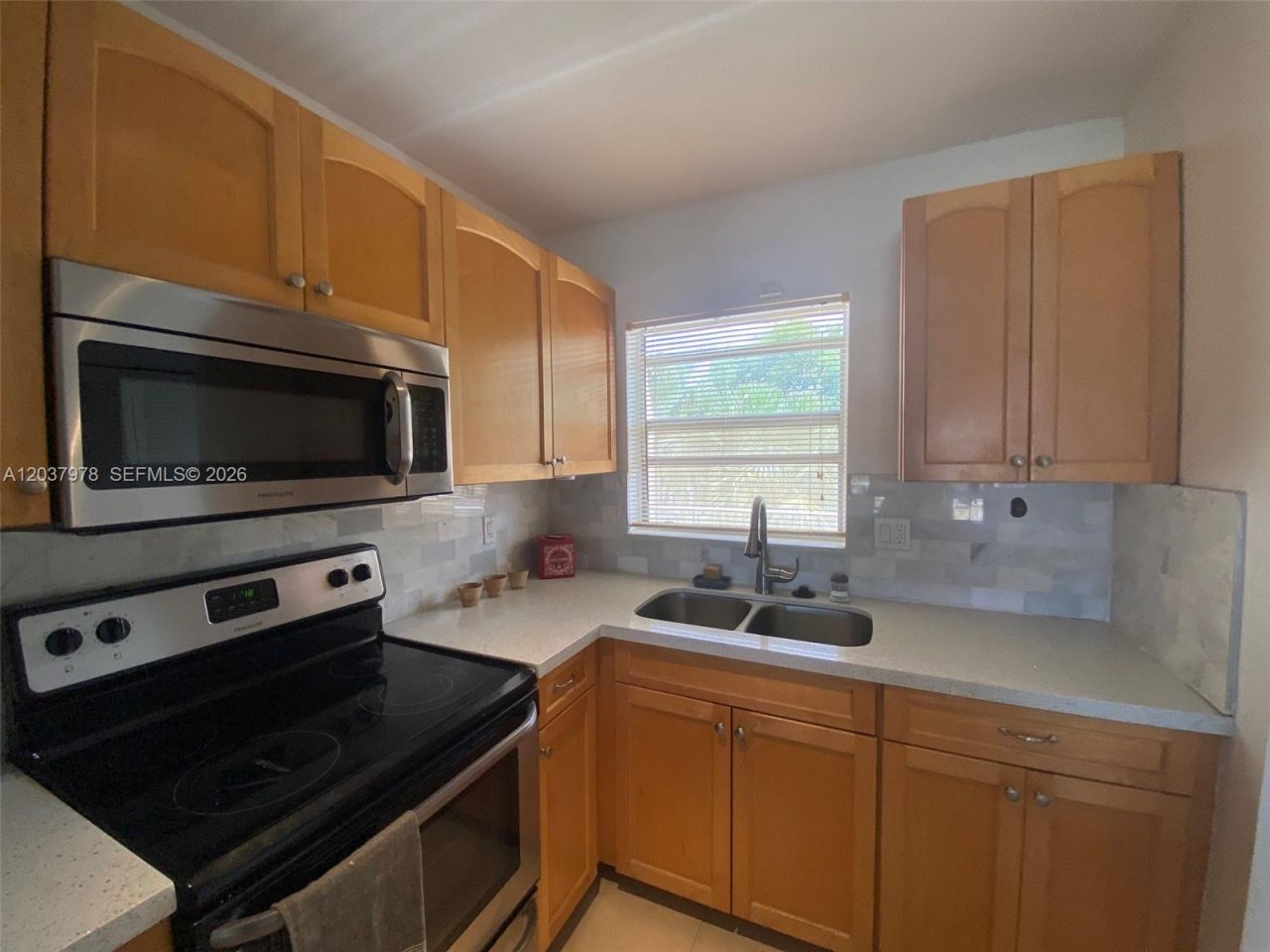 8861 Sunrise Lakes Blvd, Unit 311, Sunrise, FL 33322 Photo