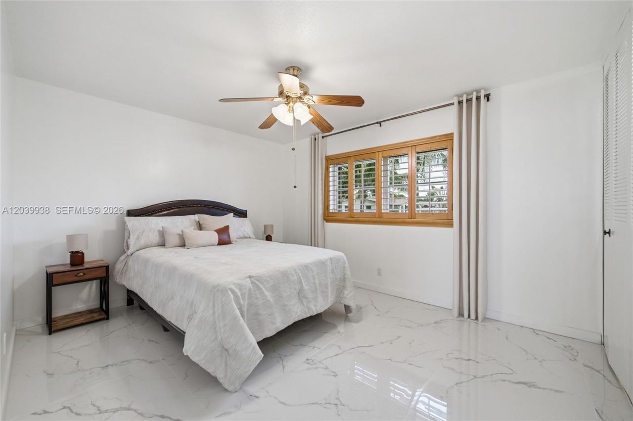 2894 E Crosley Dr E , Unit D, West Palm Beach, FL 33415 Photo