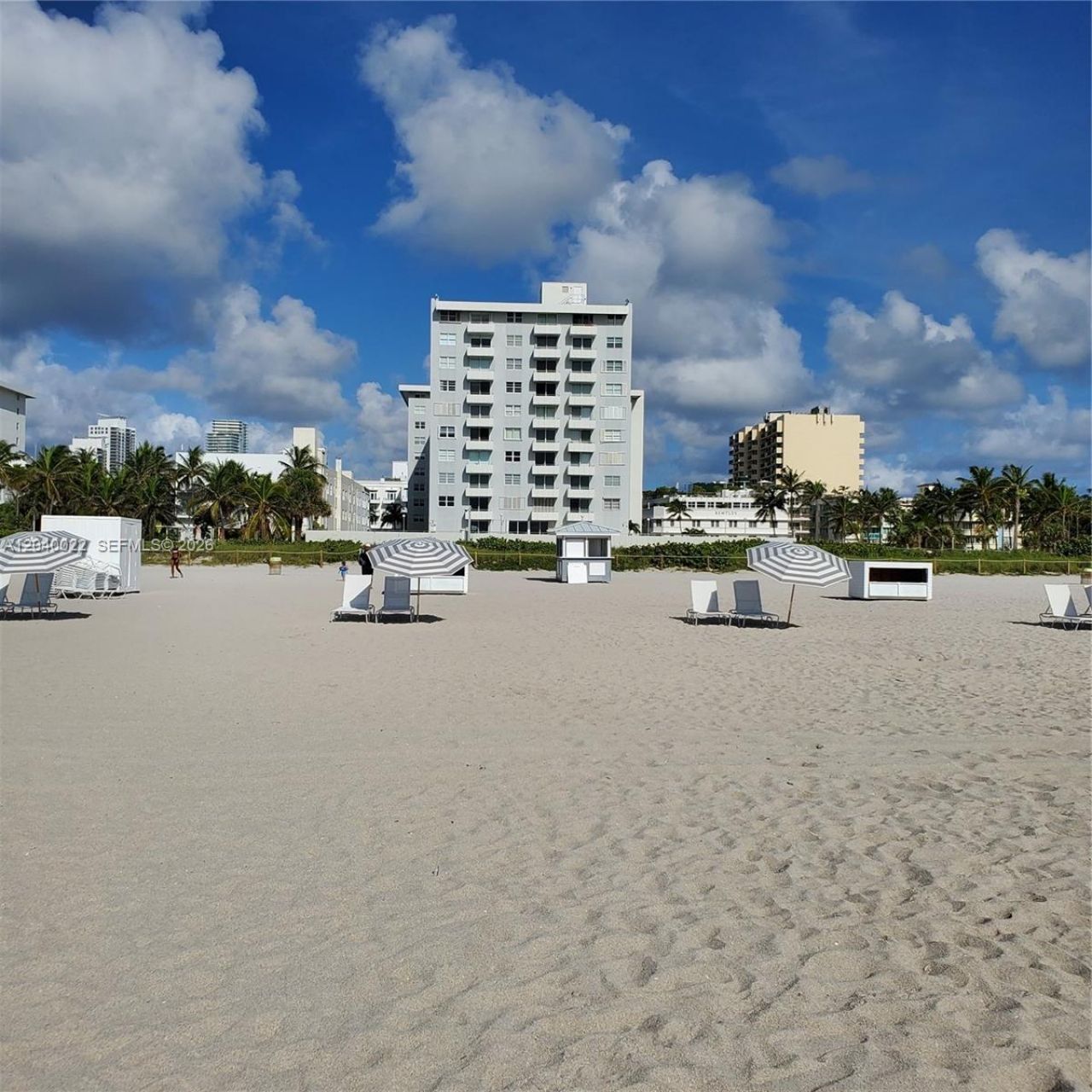 465 Ocean Dr , Unit 1009, Miami Beach, FL 33139 Photo