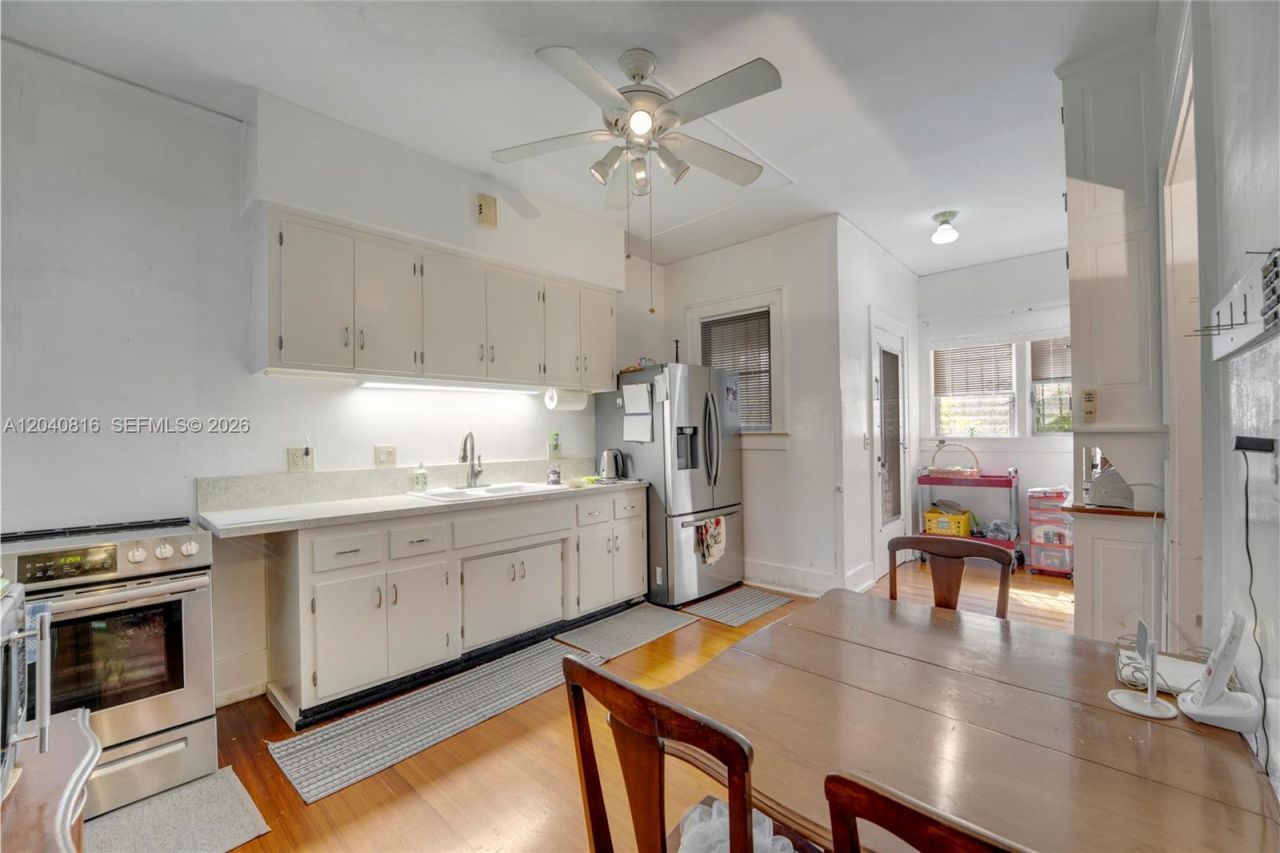 405 SW 11th Ave , Miami, FL 33130 Photo