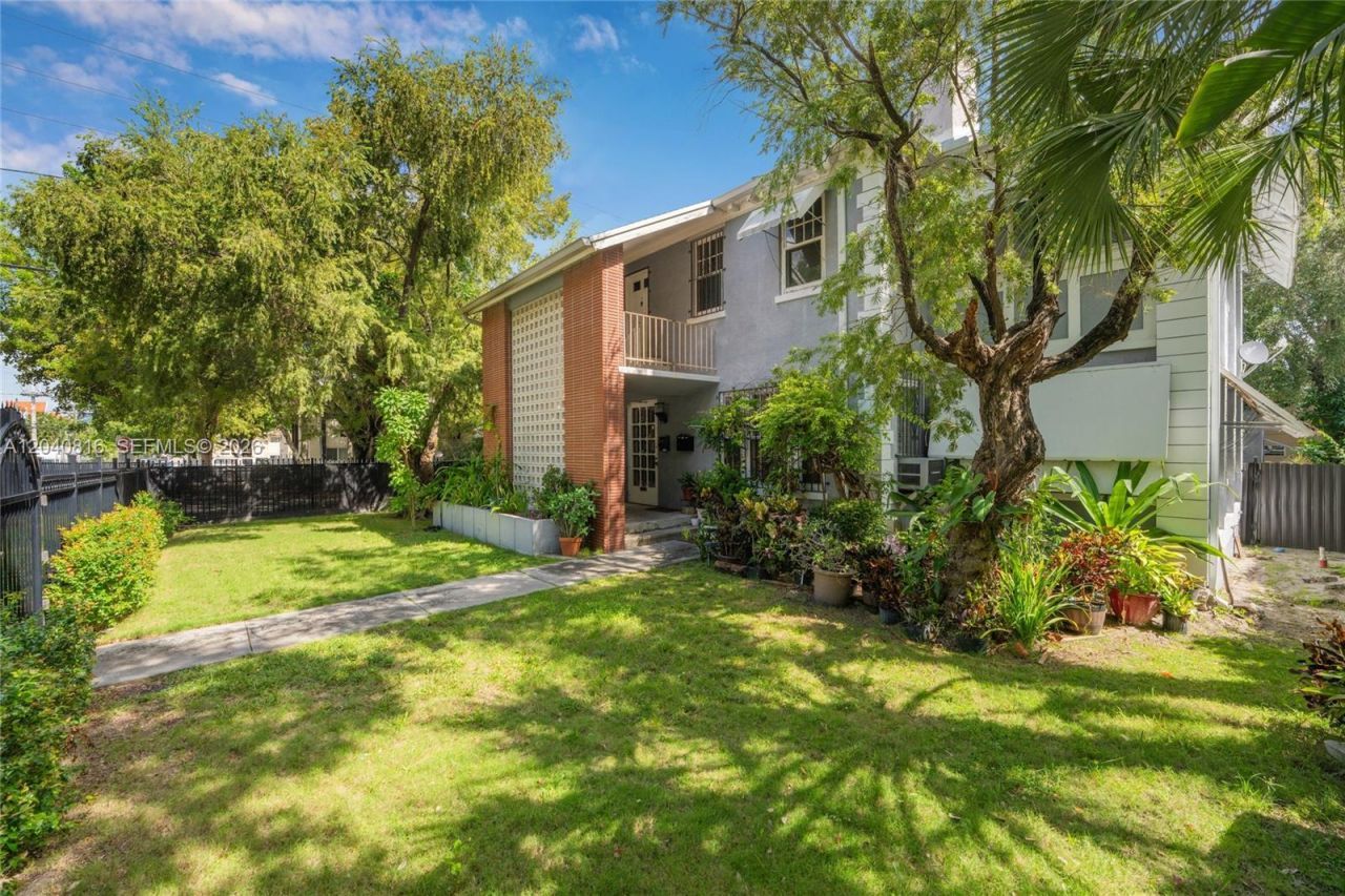 405 SW 11th Ave , Miami, FL 33130 Photo