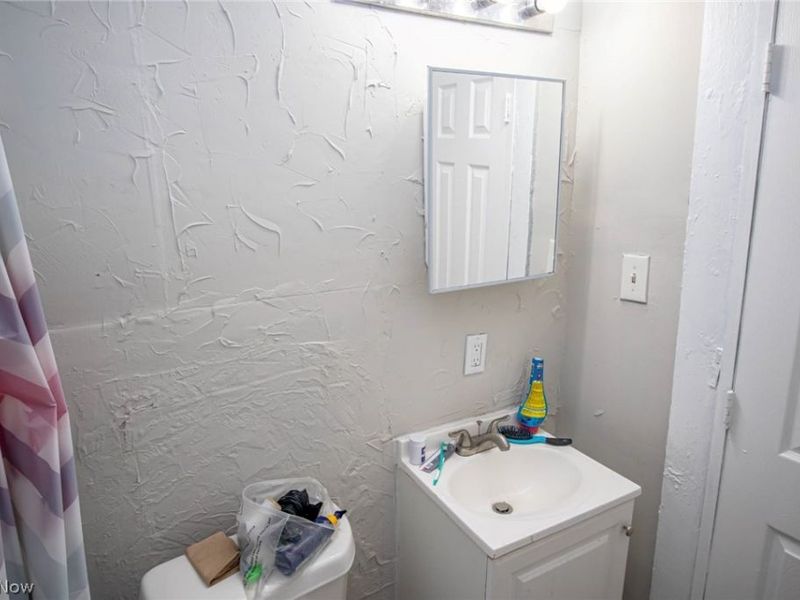 3431 E 117th Street, Cleveland, OH 44120 Photo 35