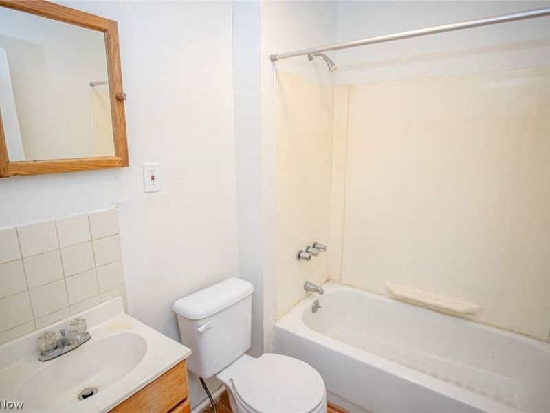 3431 E 117th Street, Cleveland, OH 44120 Photo 9