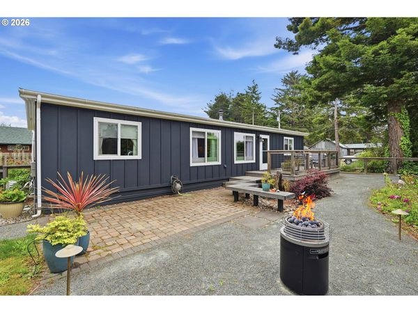 1155 2ND NE ST, Bandon, OR 97411