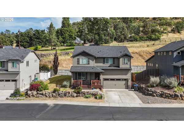 2538 DENTON ST, The Dalles, OR 97058
