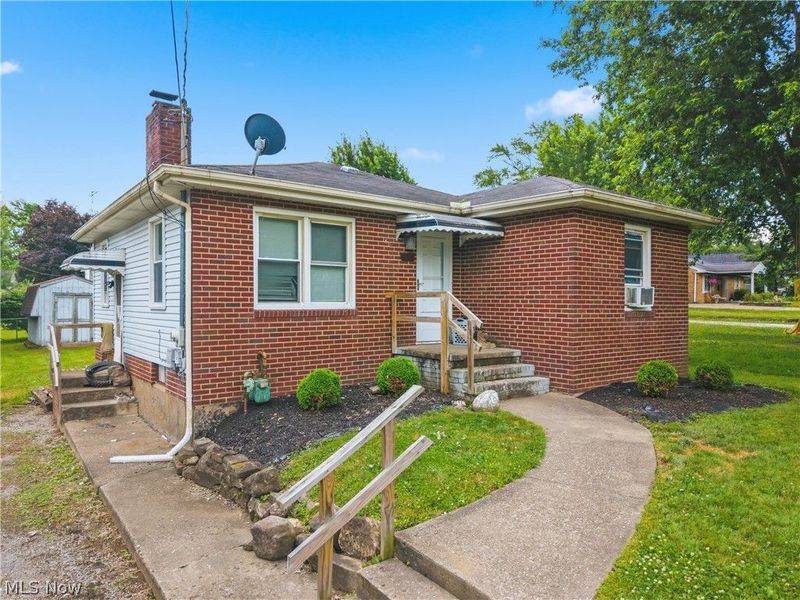 138 52nd Street SW, Canton, OH 44706 Photo 3