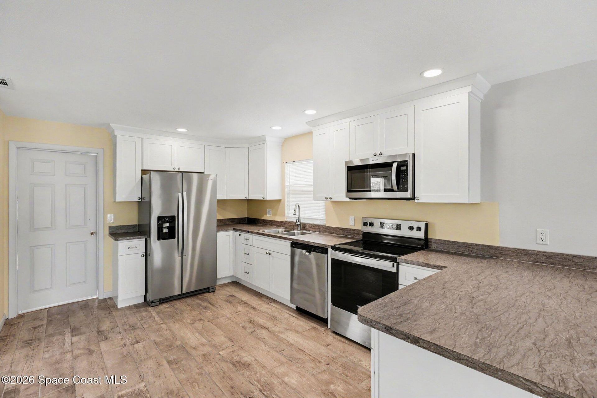 2890 College View Drive , Melbourne, FL 32935 Photo