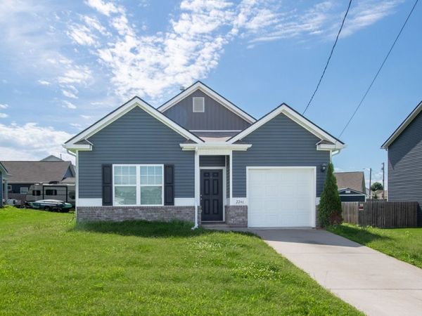 2246 Zeva Cir , Columbia, TN 38401