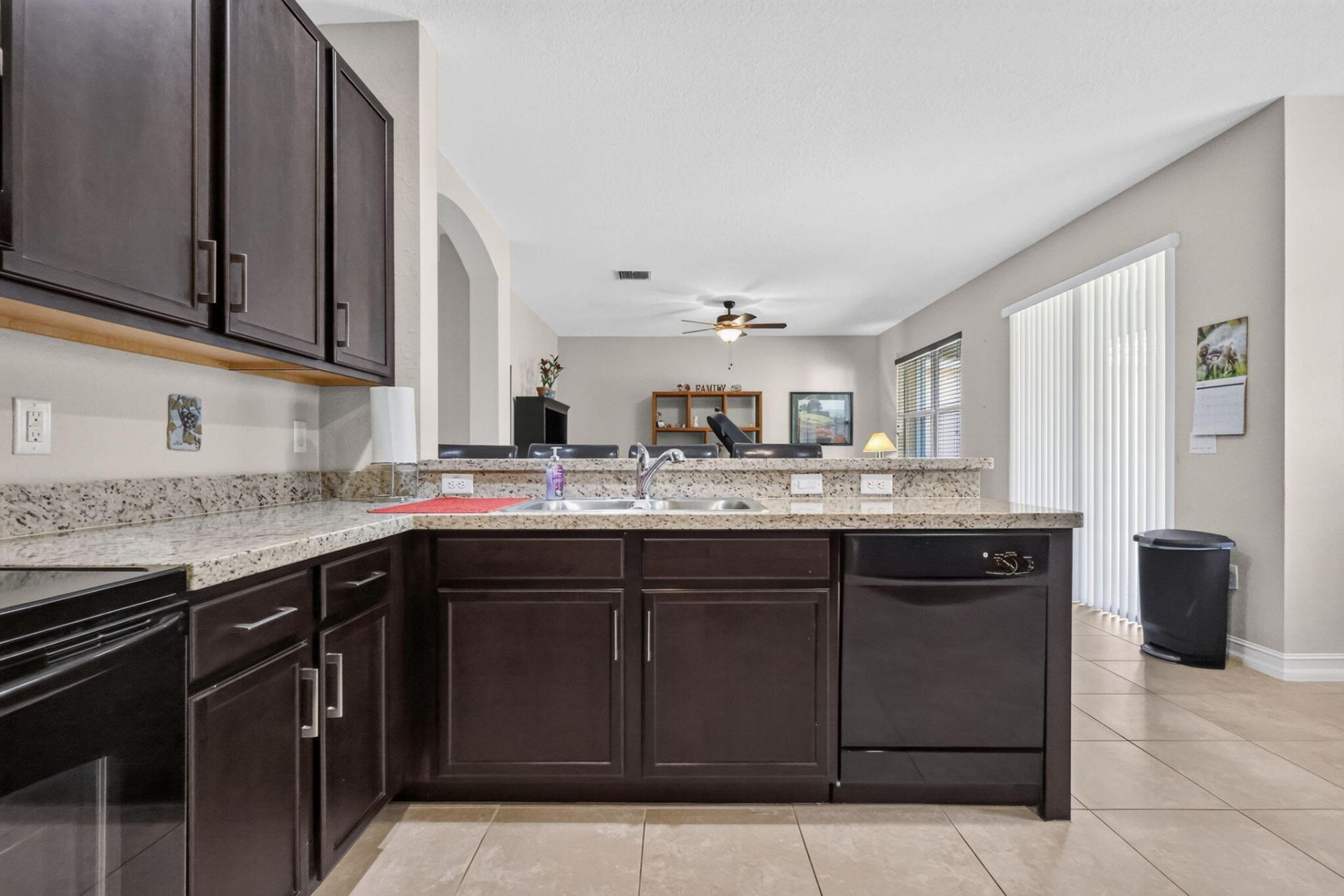 8135 Cantabria Falls Drive, Boynton Beach, FL 33473 Photo
