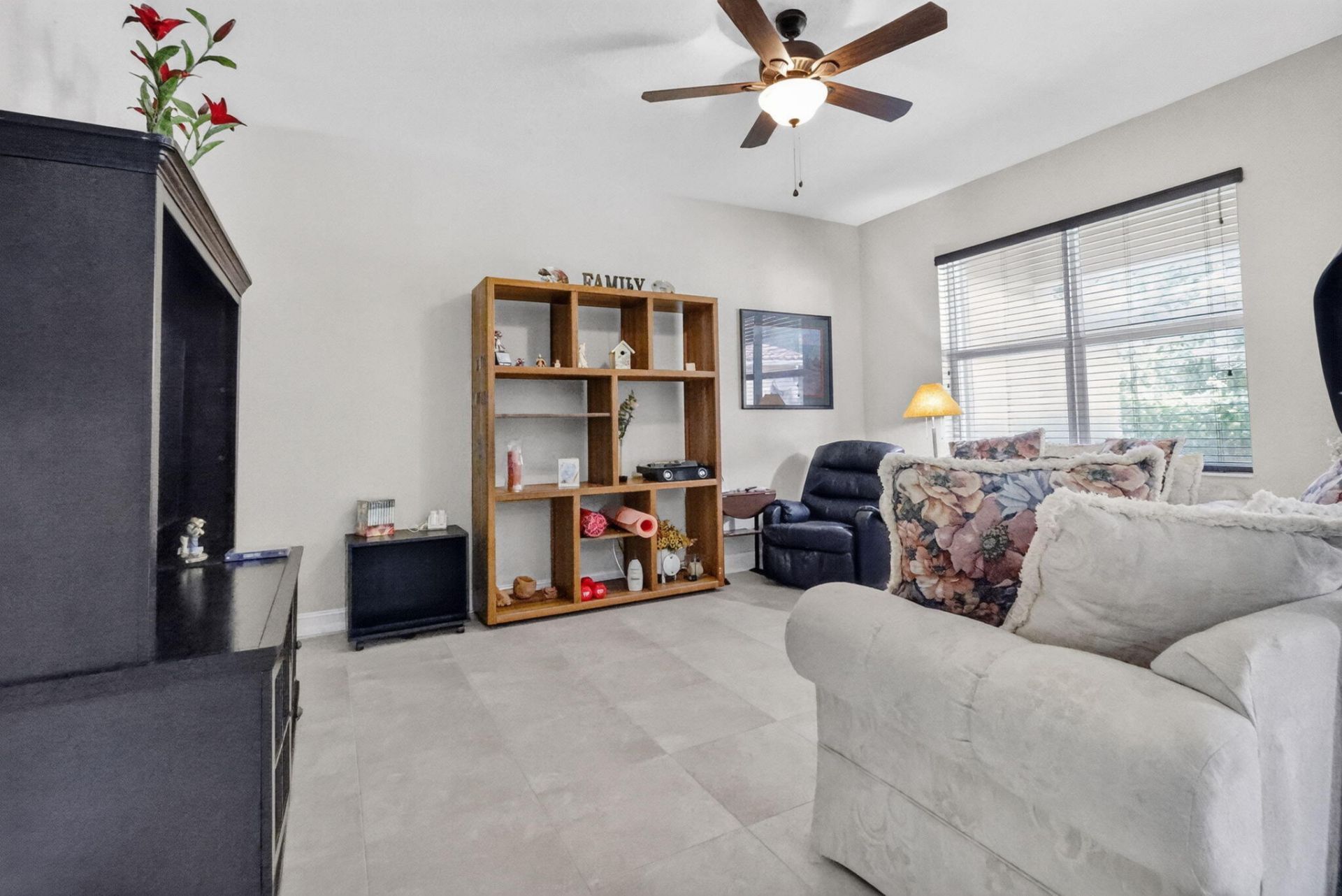 8135 Cantabria Falls Drive, Boynton Beach, FL 33473 Photo