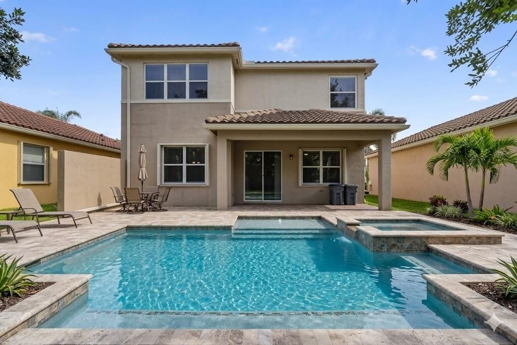8135 Cantabria Falls Drive, Boynton Beach, FL 33473 Photo