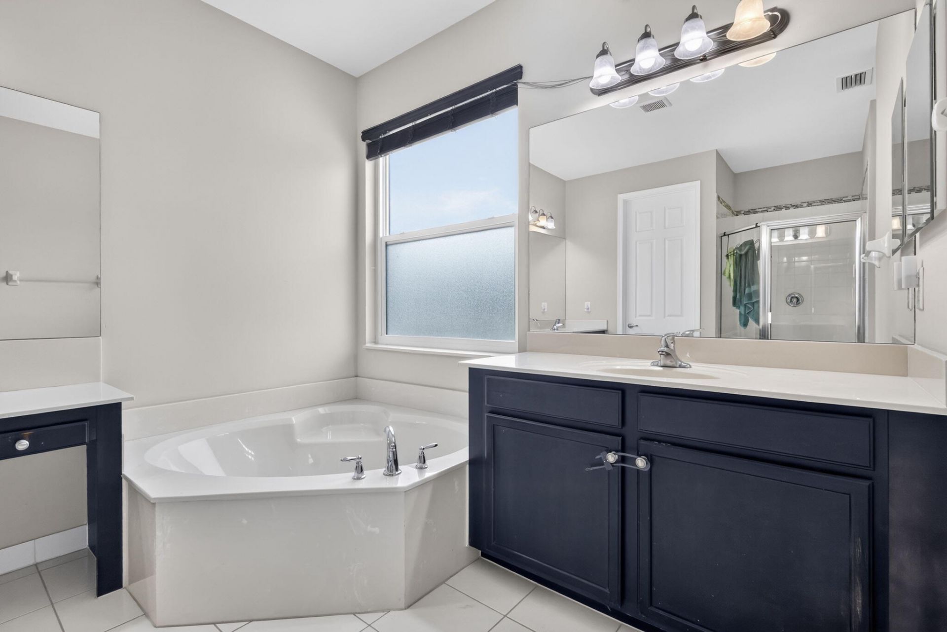 8135 Cantabria Falls Drive, Boynton Beach, FL 33473 Photo