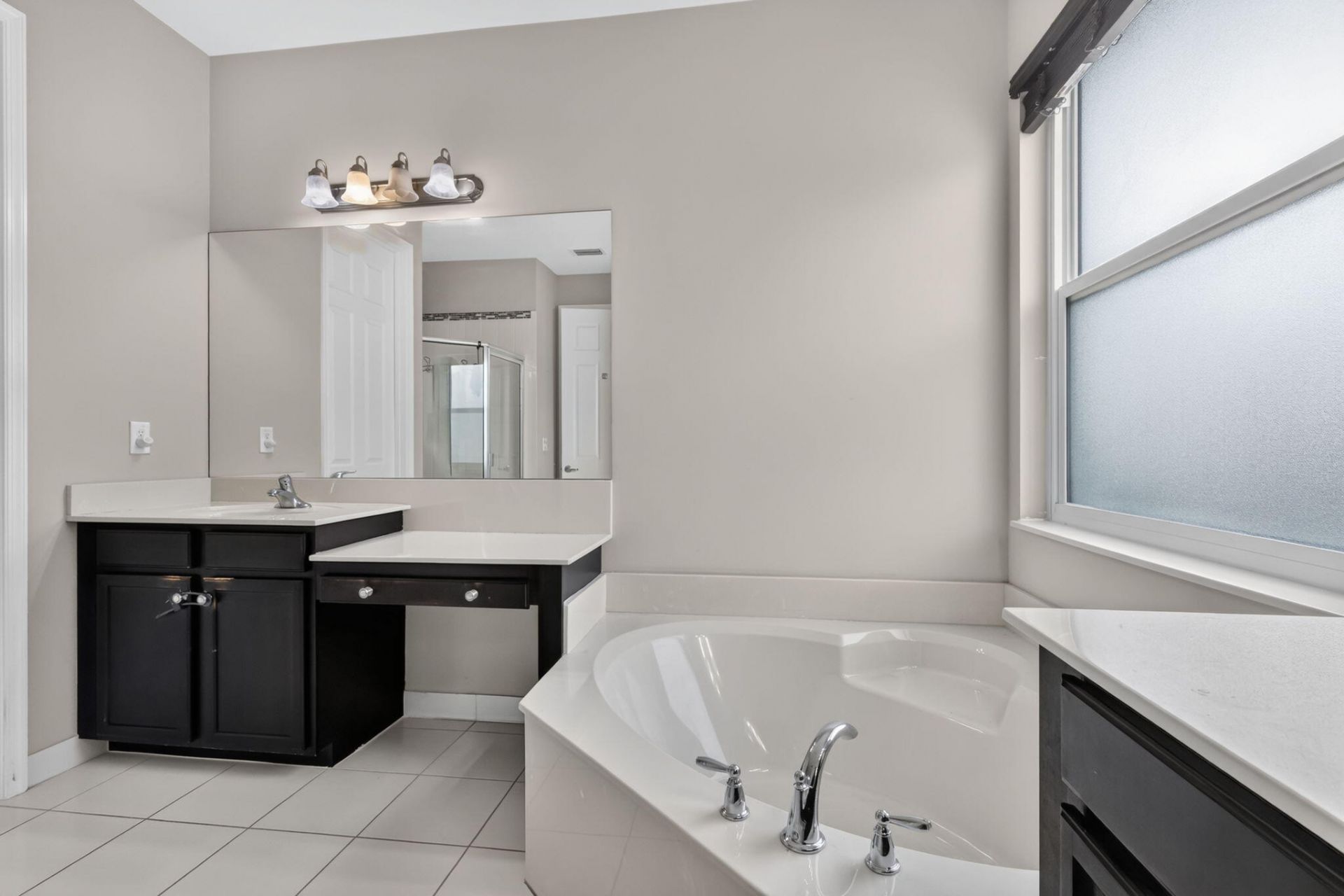8135 Cantabria Falls Drive, Boynton Beach, FL 33473 Photo
