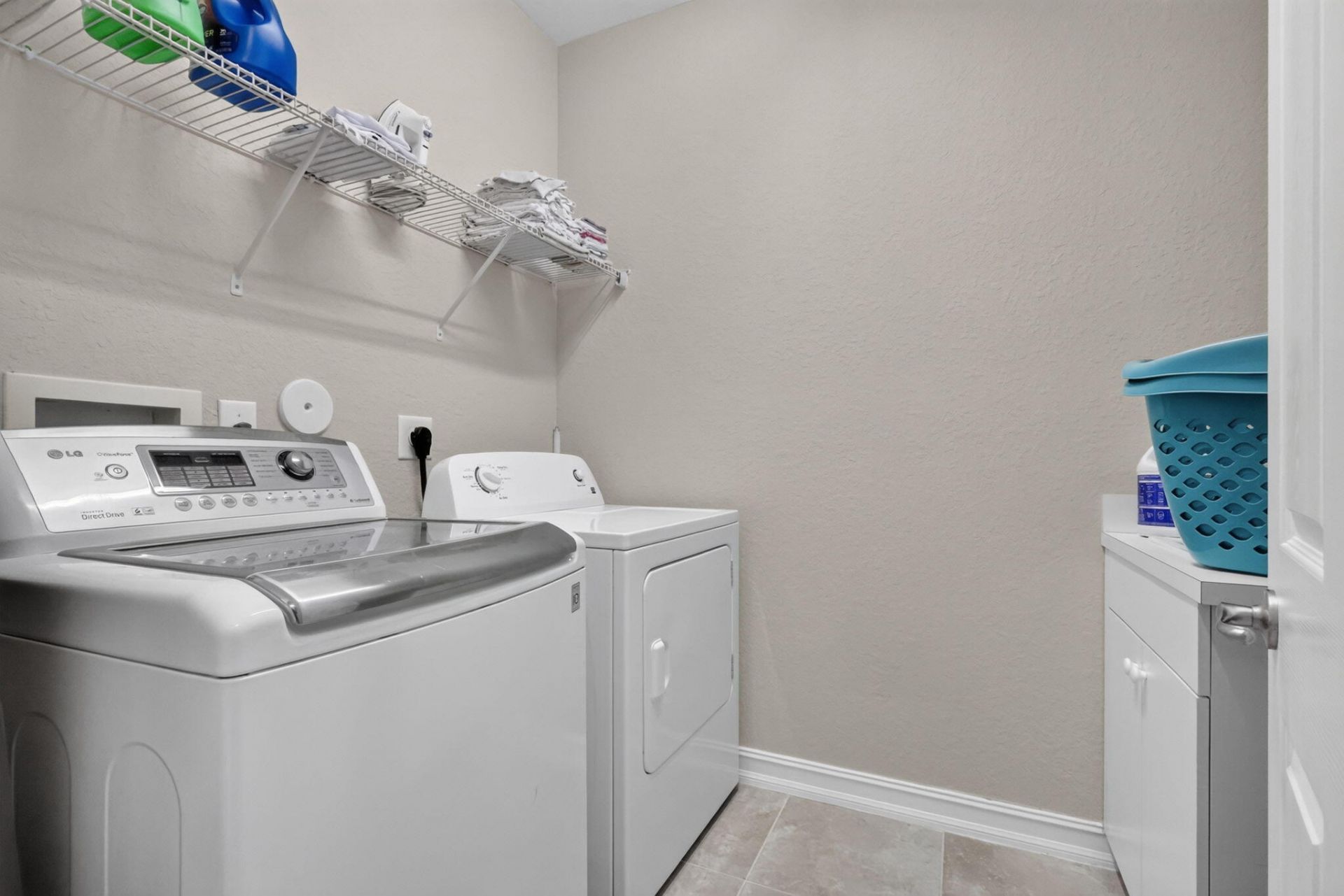 8135 Cantabria Falls Drive, Boynton Beach, FL 33473 Photo