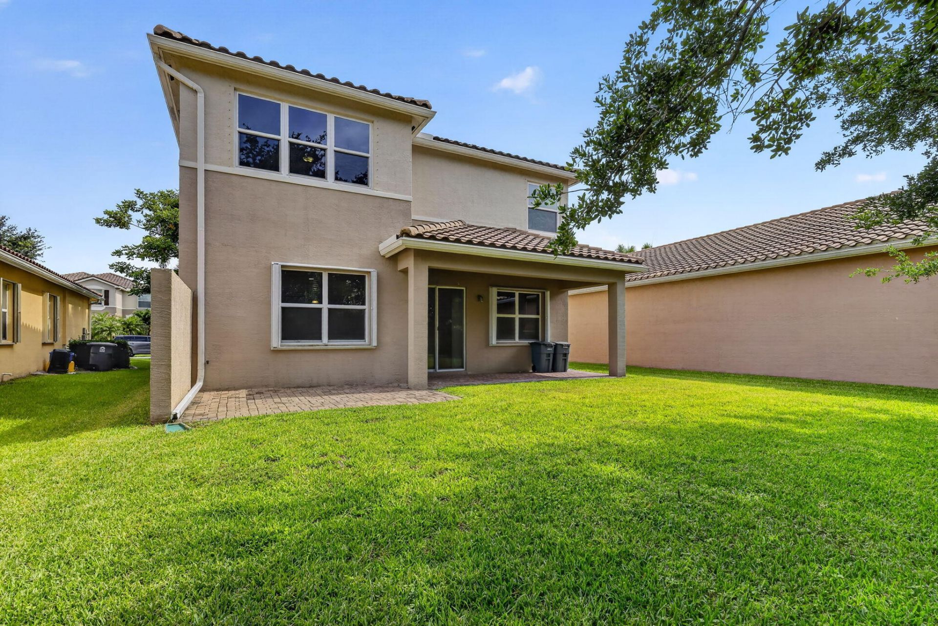 8135 Cantabria Falls Drive, Boynton Beach, FL 33473 Photo