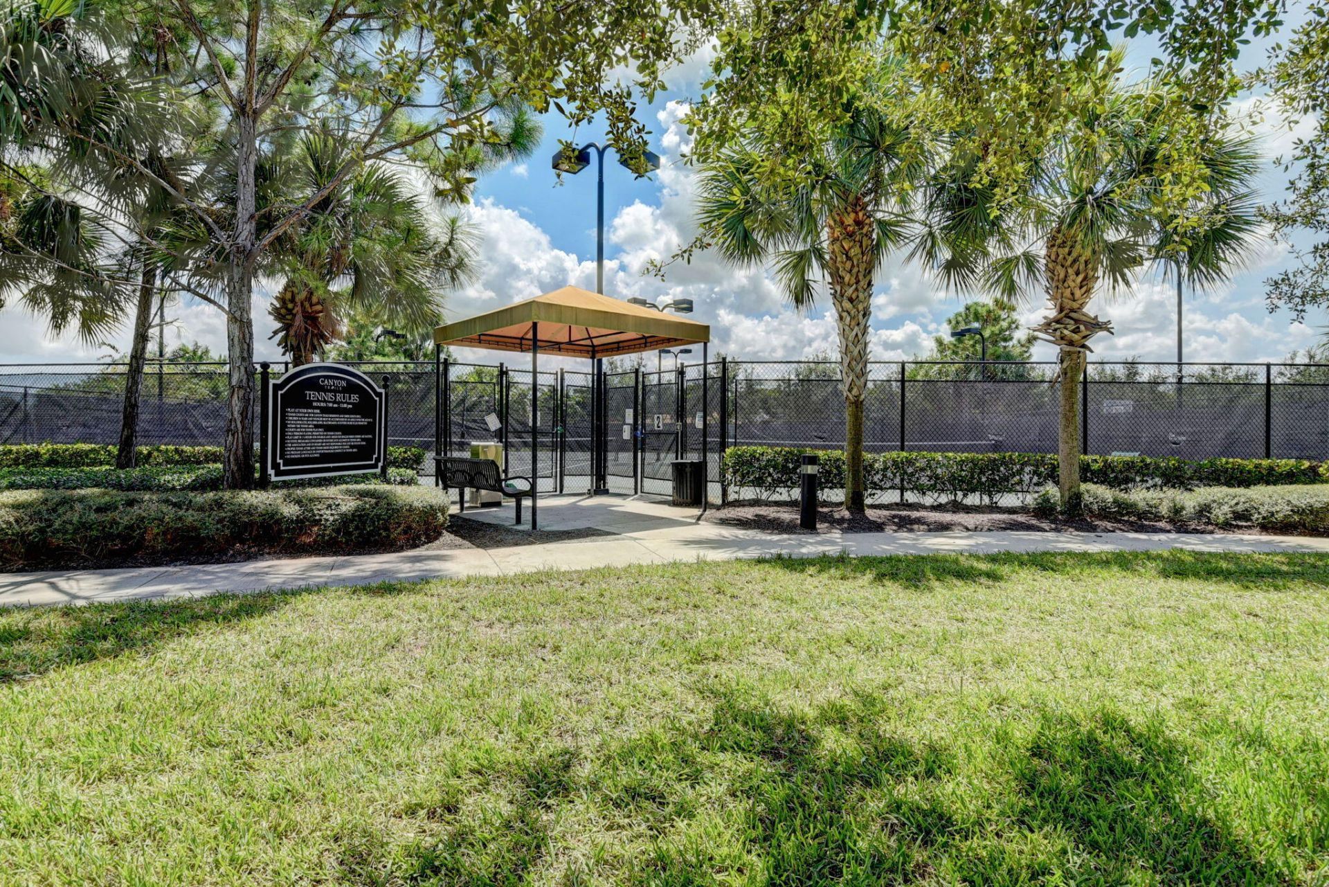 8135 Cantabria Falls Drive, Boynton Beach, FL 33473 Photo