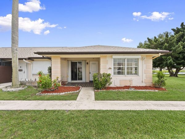 5828 Honeybell Court, Fort Pierce, FL 34982