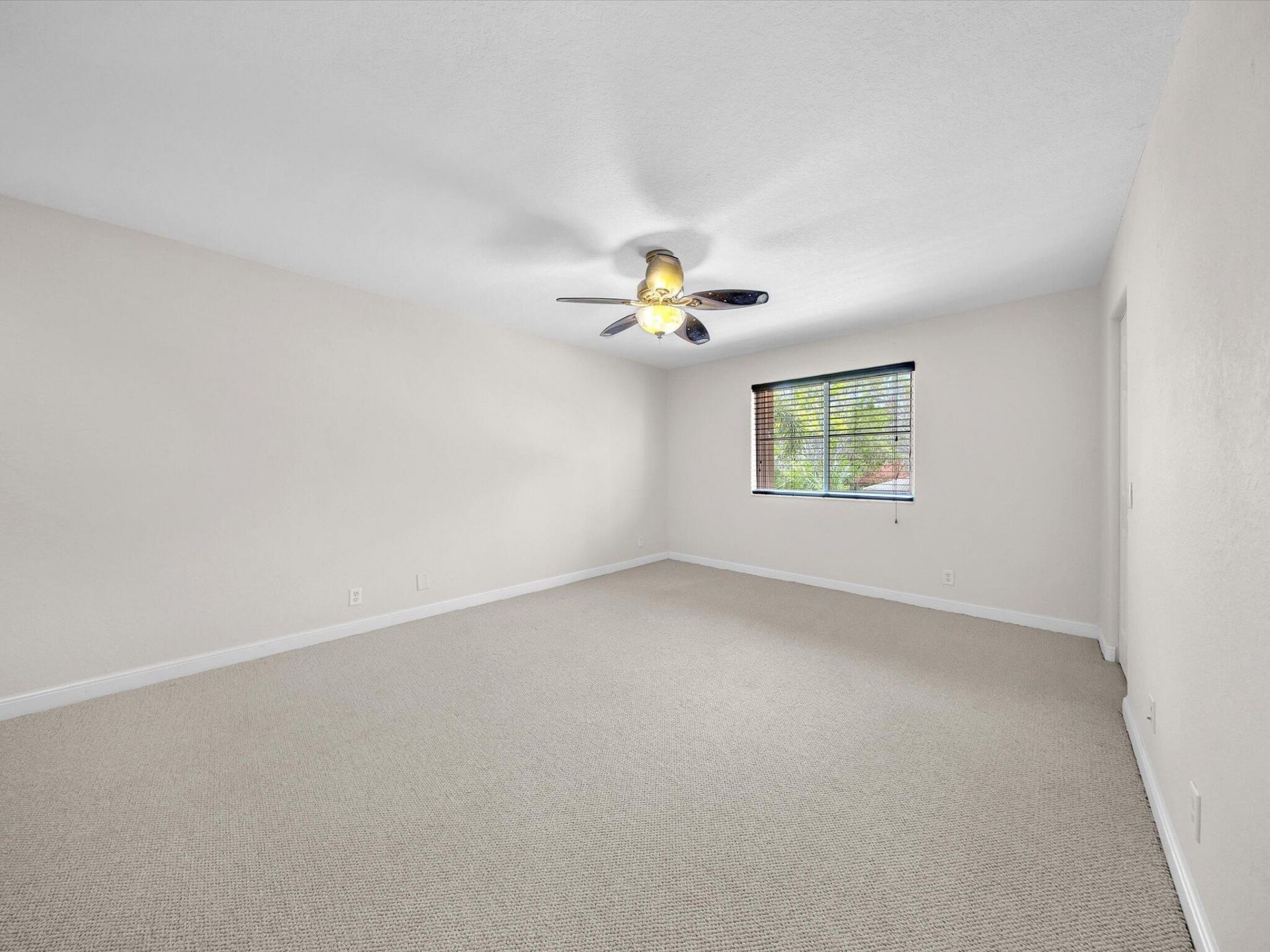 1383 Crossbill Court, Weston, FL 33327 Photo