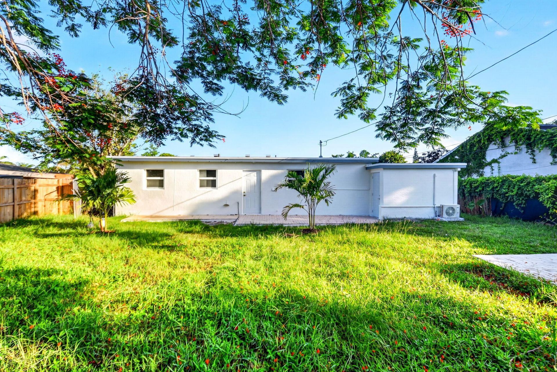 3947 Pensacola Drive, Lake Worth, FL 33462 Photo