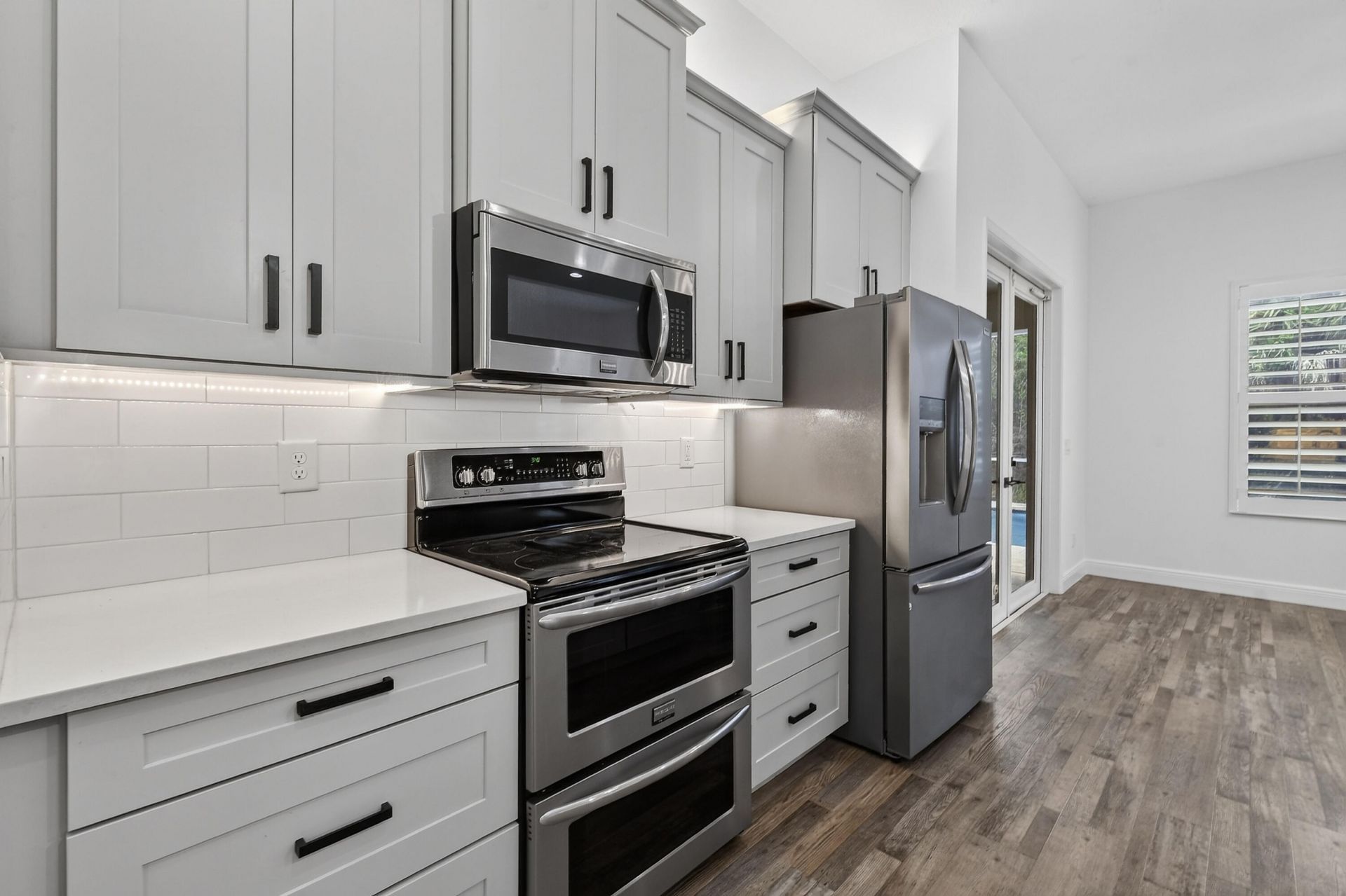 8565 SE Pinehaven Avenue, Hobe Sound, FL 33455 Photo