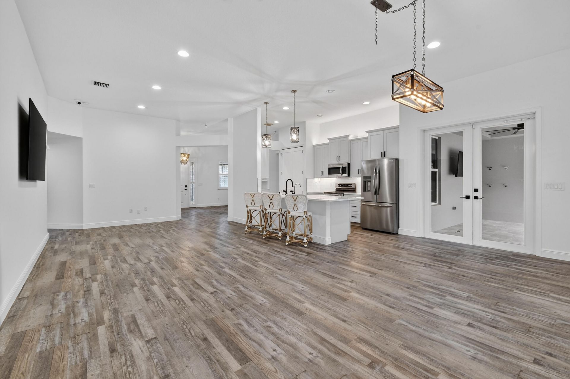 8565 SE Pinehaven Avenue, Hobe Sound, FL 33455 Photo