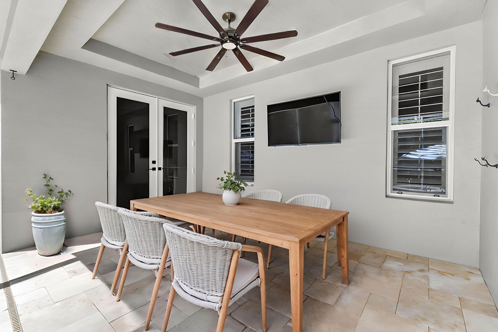 8565 SE Pinehaven Avenue, Hobe Sound, FL 33455 Photo