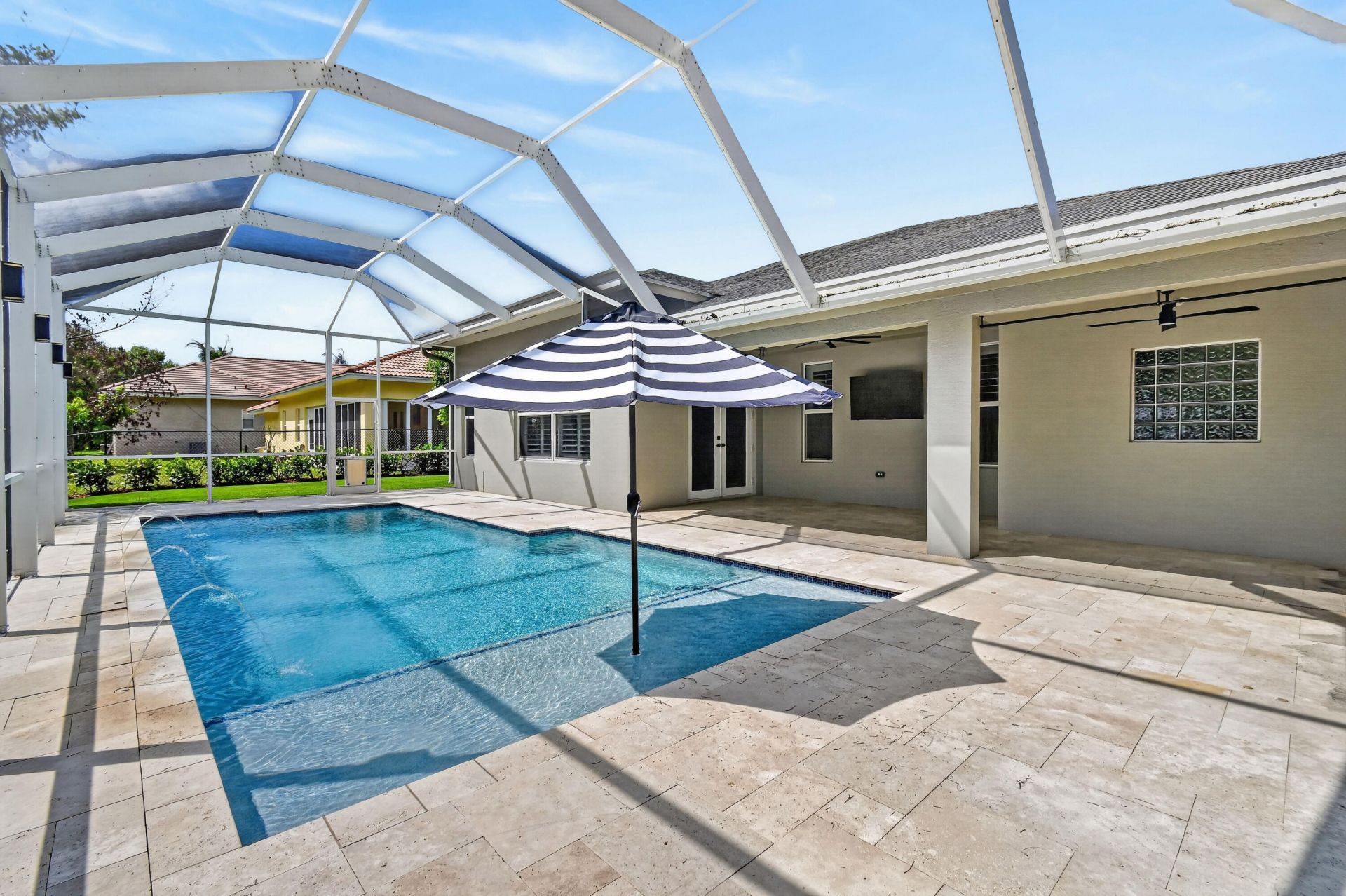 8565 SE Pinehaven Avenue, Hobe Sound, FL 33455 Photo