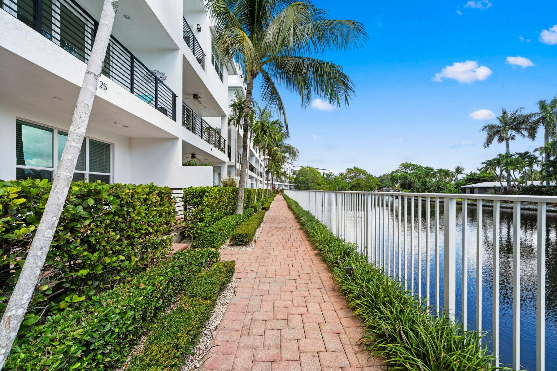 2900 NE 12th Terrace, Unit 25, Oakland Park, FL 33334 Photo