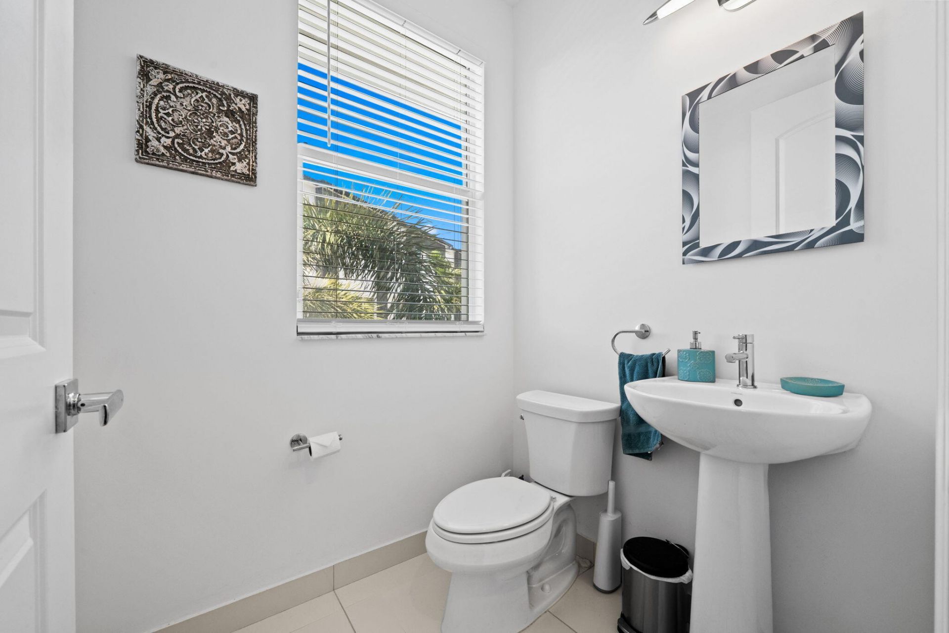 2900 NE 12th Terrace, Unit 25, Oakland Park, FL 33334 Photo