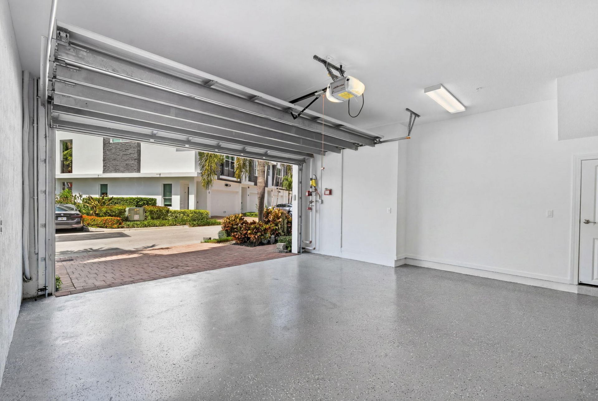 2900 NE 12th Terrace, Unit 25, Oakland Park, FL 33334 Photo