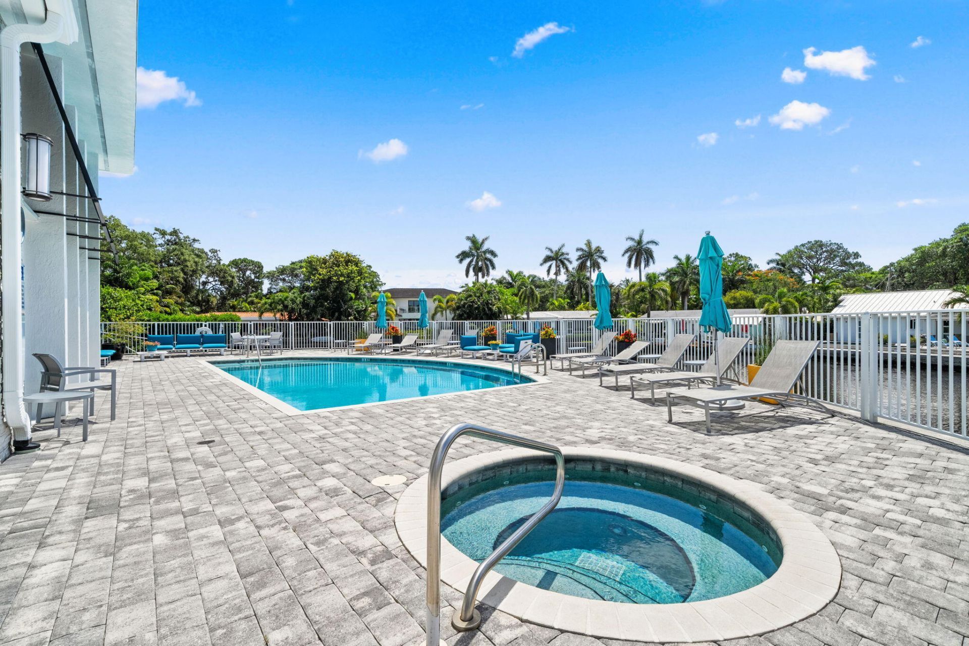 2900 NE 12th Terrace, Unit 25, Oakland Park, FL 33334 Photo