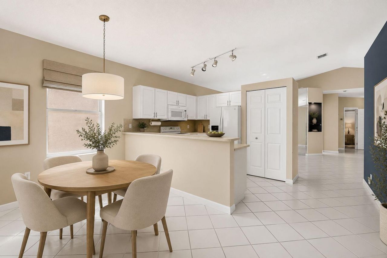 7695 Cherry Blossom Way, Boynton Beach, FL 33437 Photo
