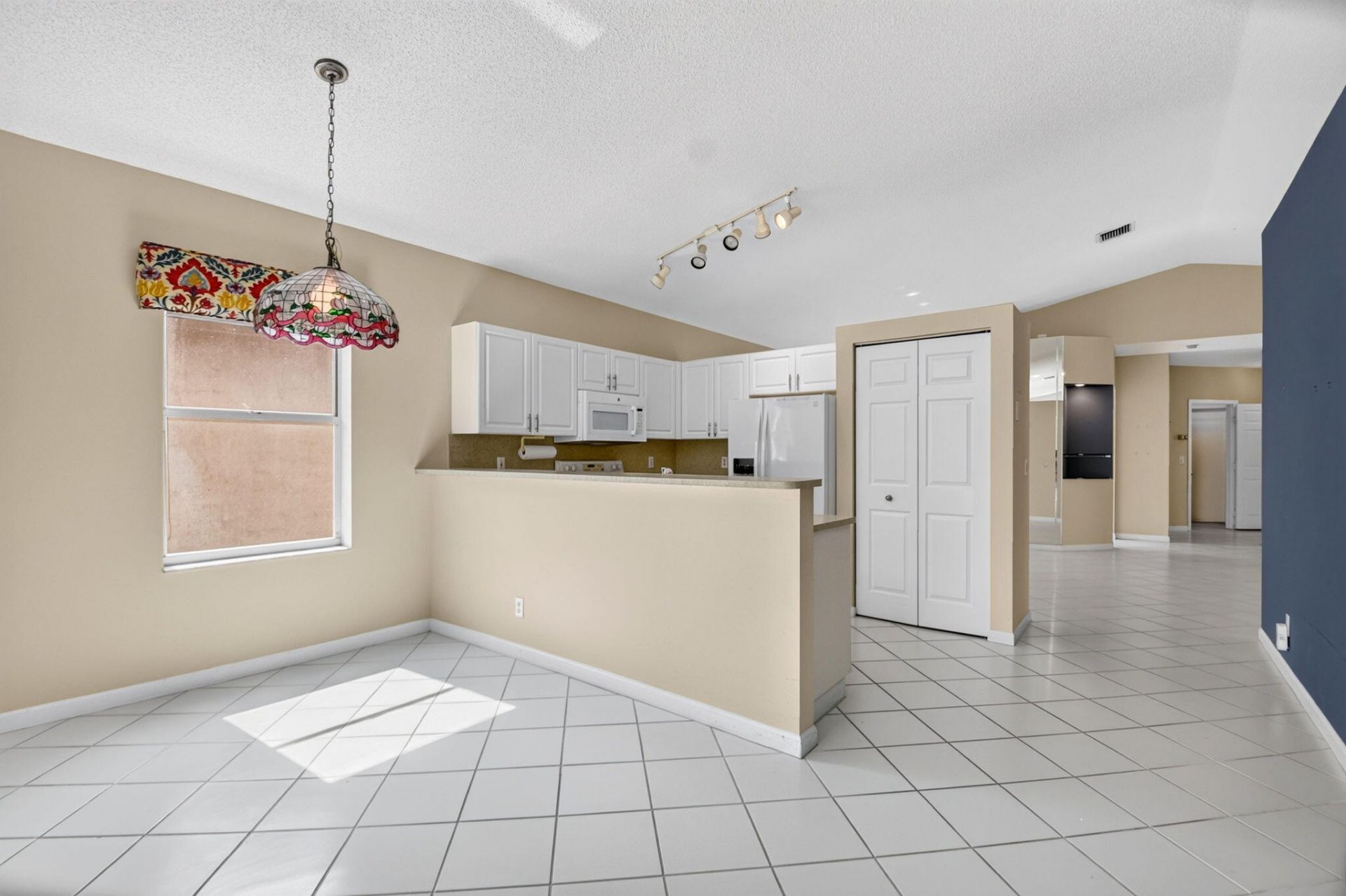 7695 Cherry Blossom Way, Boynton Beach, FL 33437 Photo