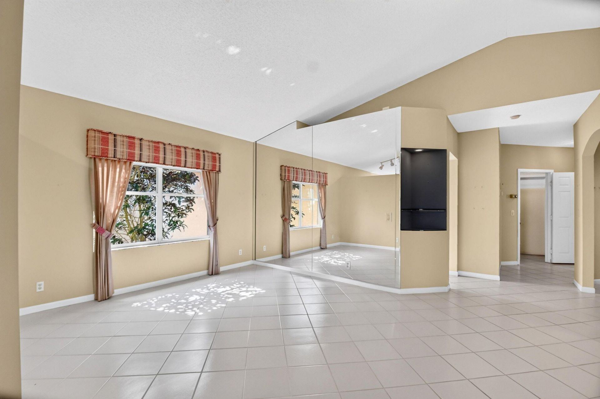7695 Cherry Blossom Way, Boynton Beach, FL 33437 Photo