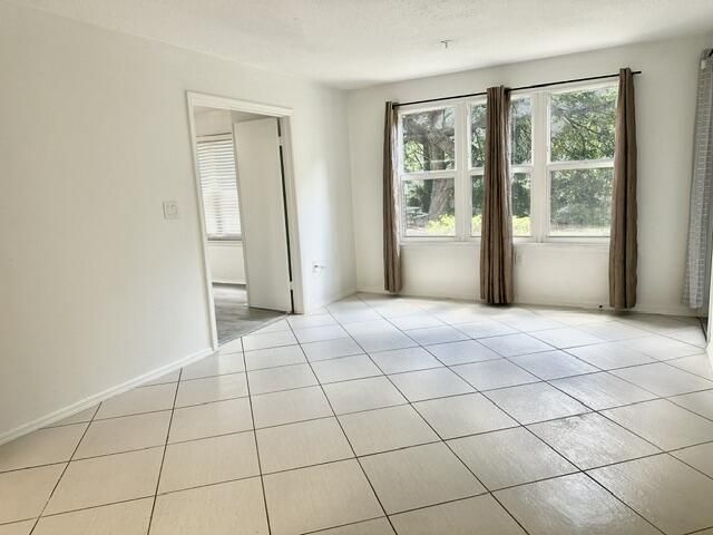 2305 S Congress Avenue, Unit 11, Boynton Beach, FL 33426 Photo