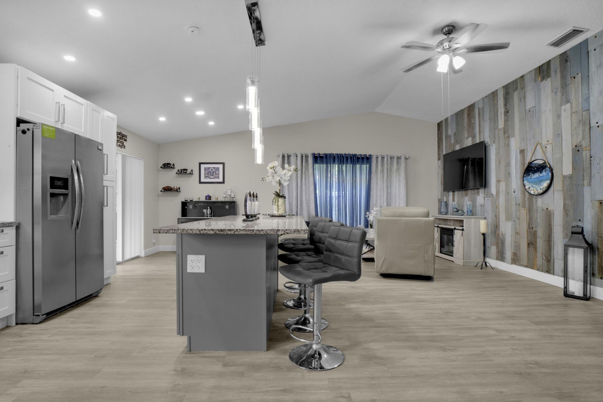1238 Pine Sage Circle, West Palm Beach, FL 33409 Photo