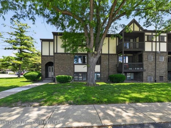 6150 Cobblers Drive, East Lansing, MI 48823