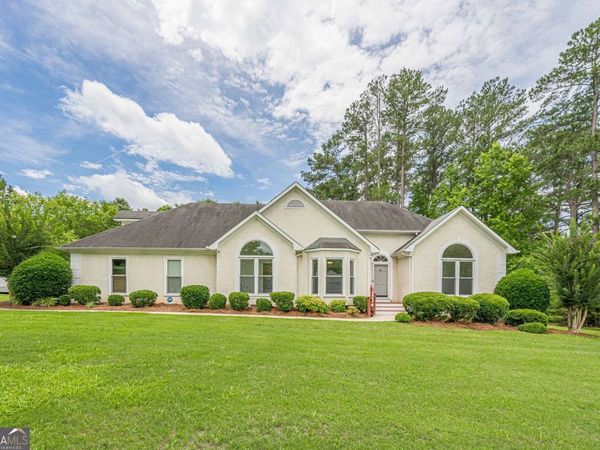 155 Noble Forest Drive, Fayetteville, GA 30215
