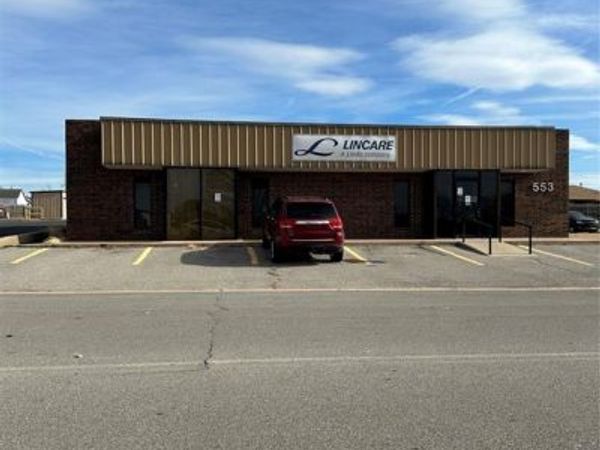 553 S 30th Street, Clinton, OK 73601